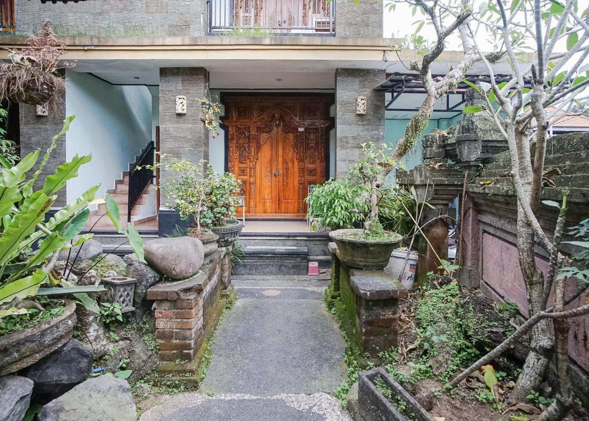 Aurora House Ubud Экстерьер фото